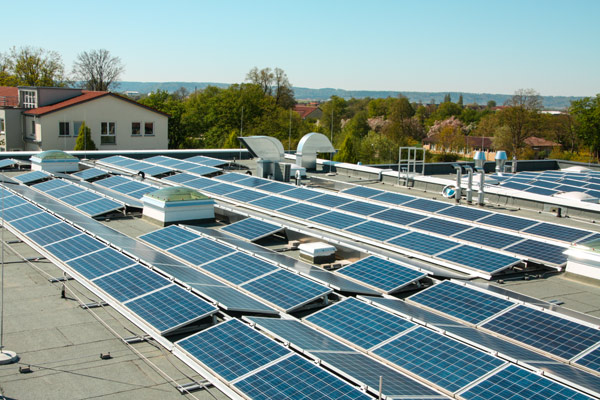 Solar Invest AG - Schwäbisch Hall - Mit Erneuerbaren Energien in die Zukunft! - Schülerhaus 2