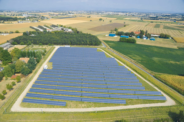 Solar Invest AG - Schwäbisch Hall - Mit Erneuerbaren Energien in die Zukunft! - Isola 4