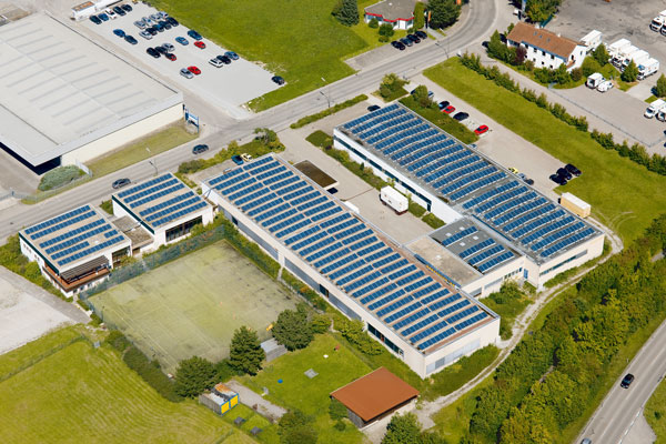 Solar Invest AG - Schwäbisch Hall - Mit Erneuerbaren Energien in die Zukunft! - Raiffeisenstraße 2